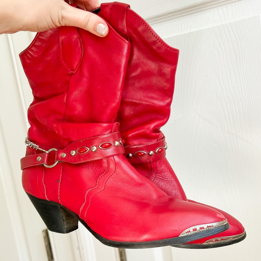 Vintage ❤️ Size 6 Women’s Red Cowboy Boots with Silver Chains and Rhinestones
